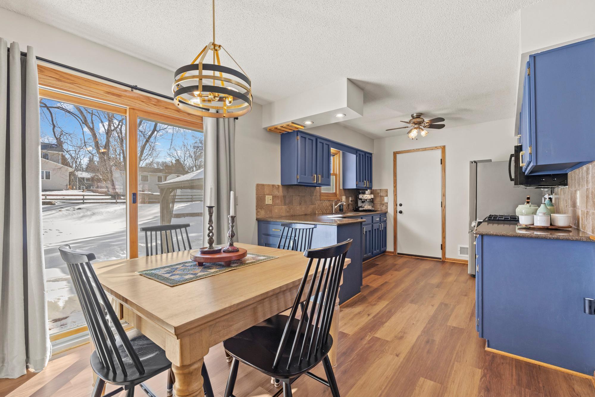 13713 James Avenue S