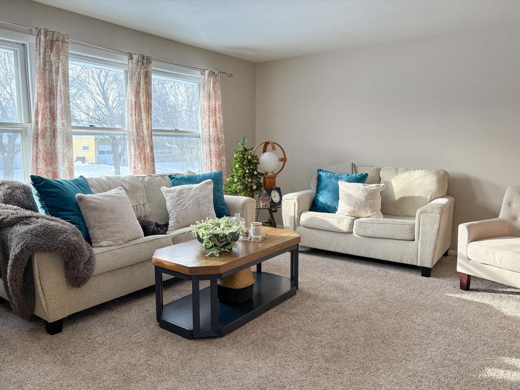 Photo of 13 N Court Street, Morris, MN 56267 (MLS # 7000470)