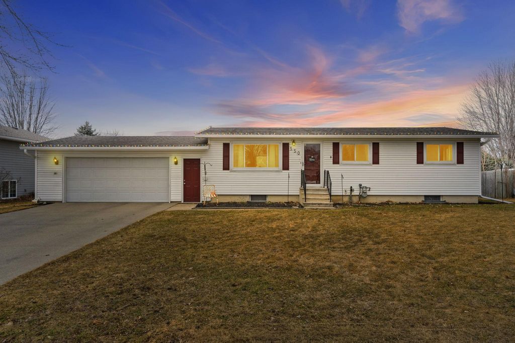 Photo of 550 20th Street NE, Owatonna, MN 55060 (MLS # 7032628)