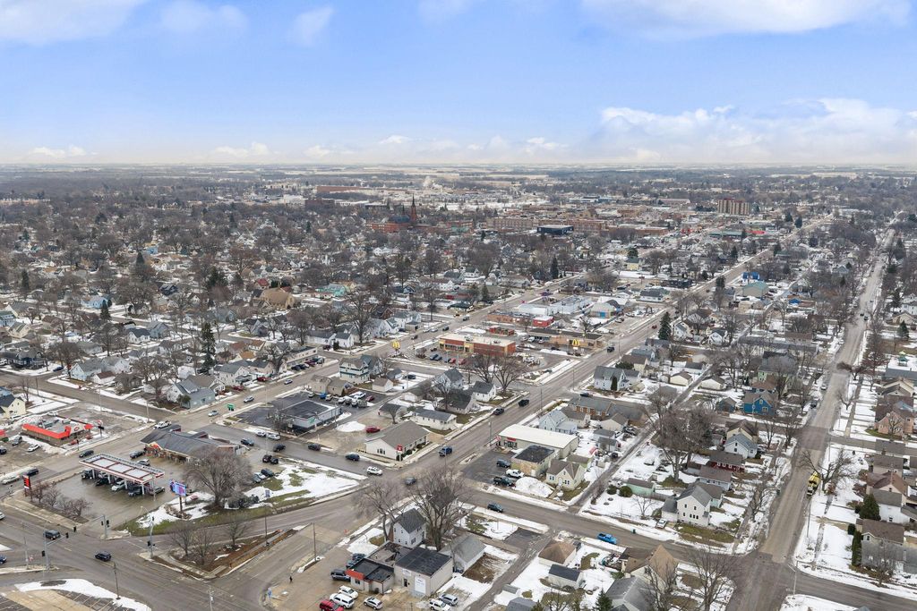 Photo of 1106 1st Avenue SW, Austin, MN 55912 (MLS # 7007159)