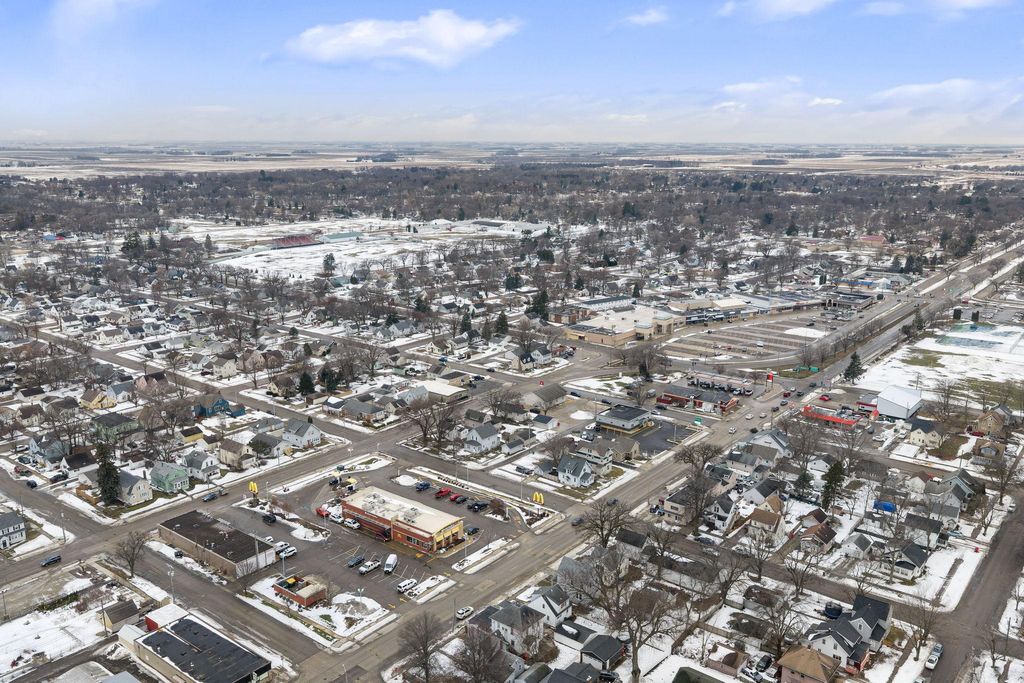 Photo of 1106 1st Avenue SW, Austin, MN 55912 (MLS # 7007159)