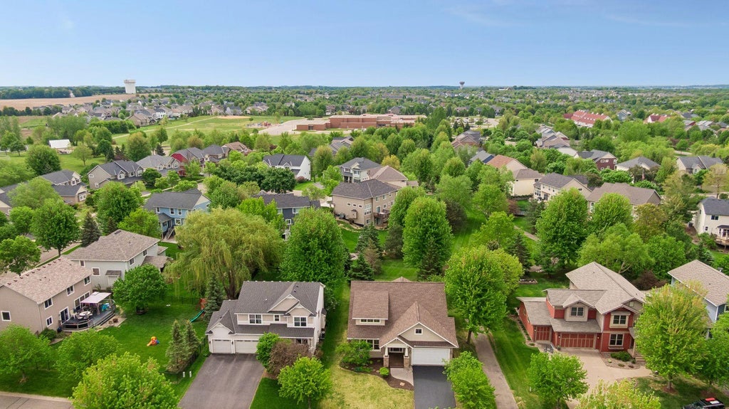 Photo of 11409 Balsam Way, Woodbury, MN 55129 (MLS # 7155040)