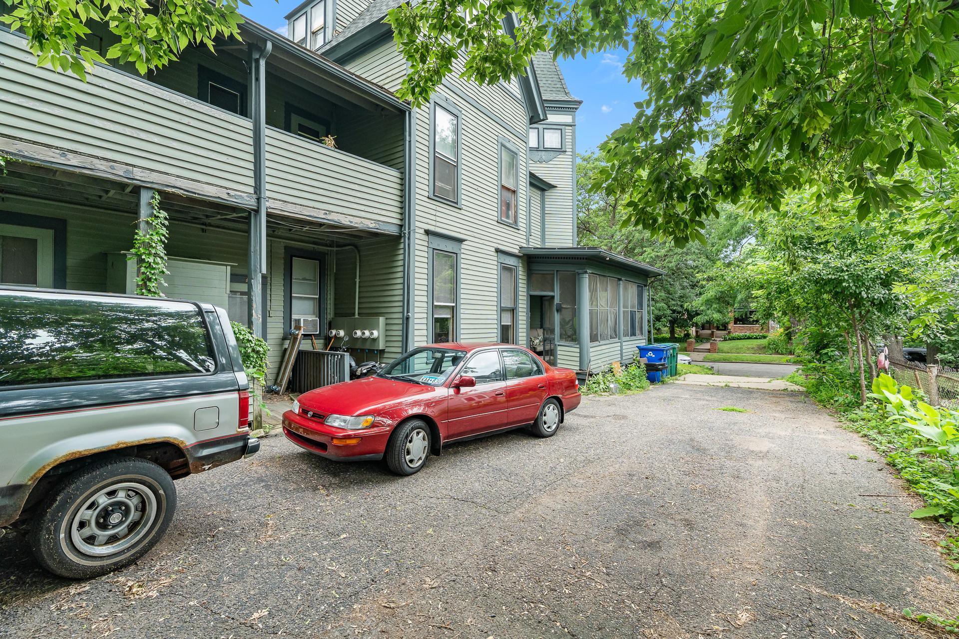 606 Dayton Avenue