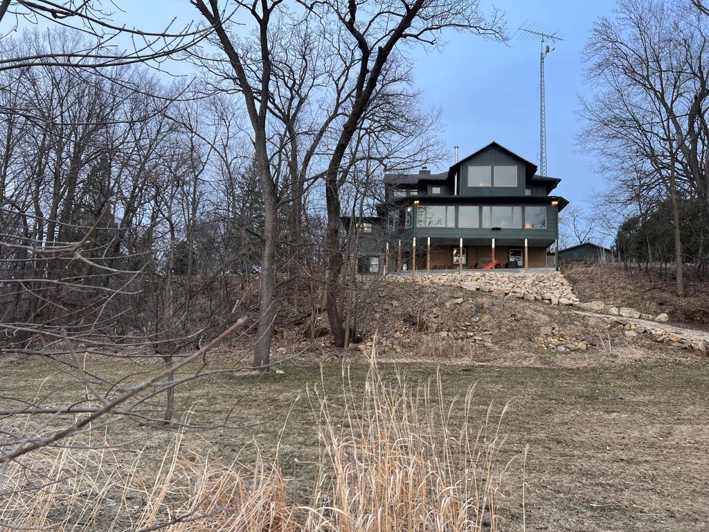 Photo of 15 2nd Avenue SW, Oronoco, MN 55960 (MLS # 7045488)