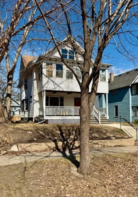 1681 Van Buren Avenue