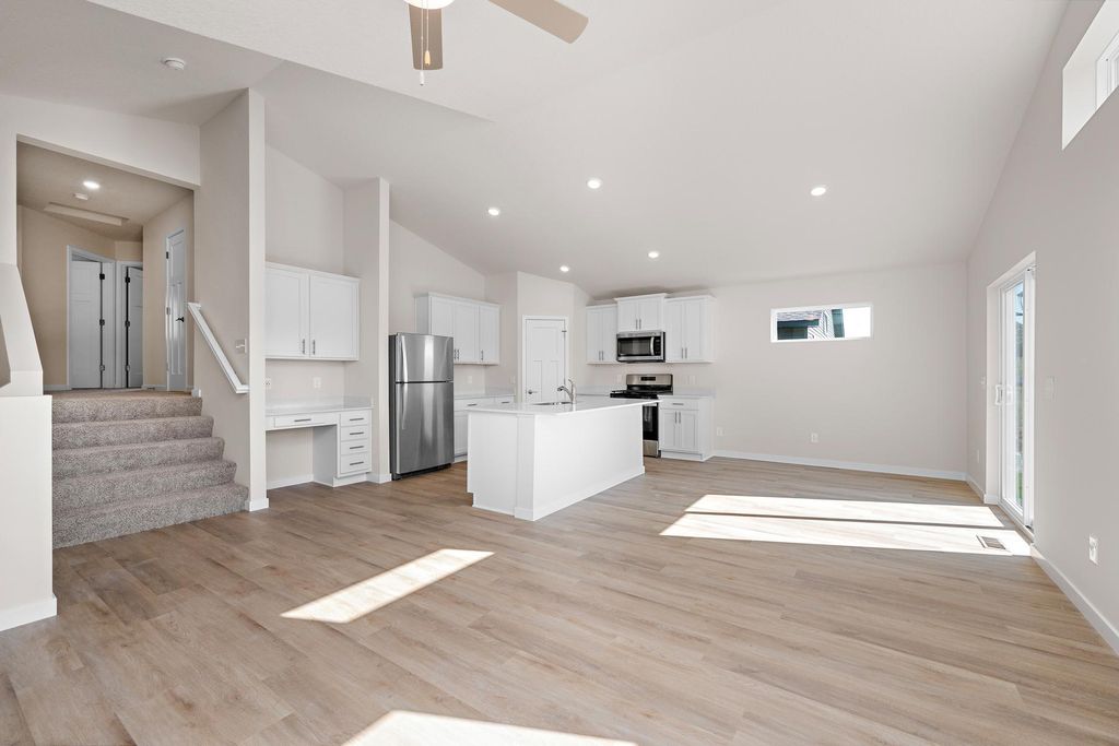 Photo of 320 Florence Avenue S, Annandale, MN 55302 (MLS # 7015033)