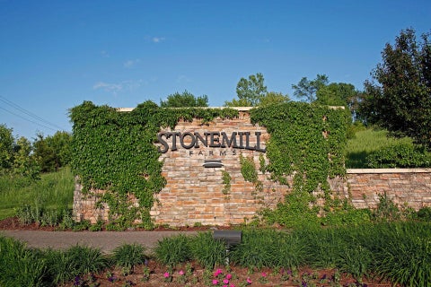 Tiny photo for 11265 Stonemill Farms Curve, Woodbury, MN 55129 (MLS # 7108712)