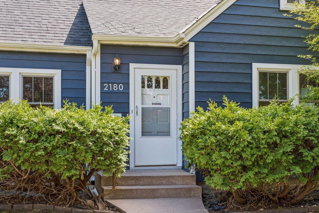 Photo of 2180 Bayard Avenue, Saint Paul, MN 55116 (MLS # 7039072)