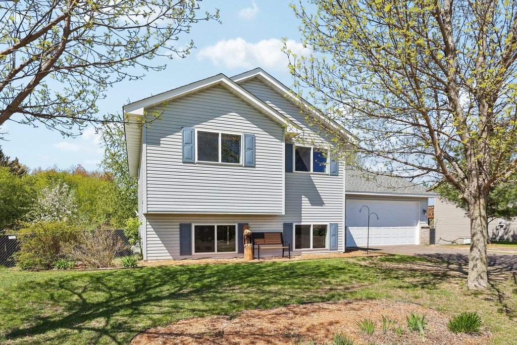 Photo of 721 Horseshoe Lane, Braham, MN 55006 (MLS # 7063012)