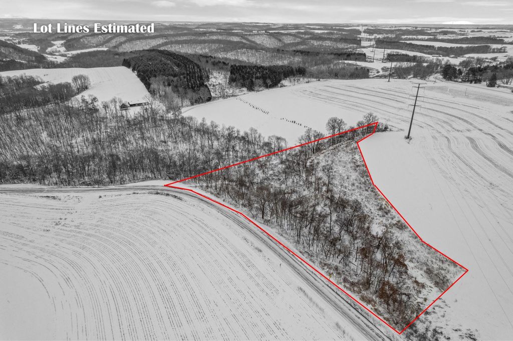 Photo of TBD County Road P, Fountain City, WI 54629 (MLS # 6825653)