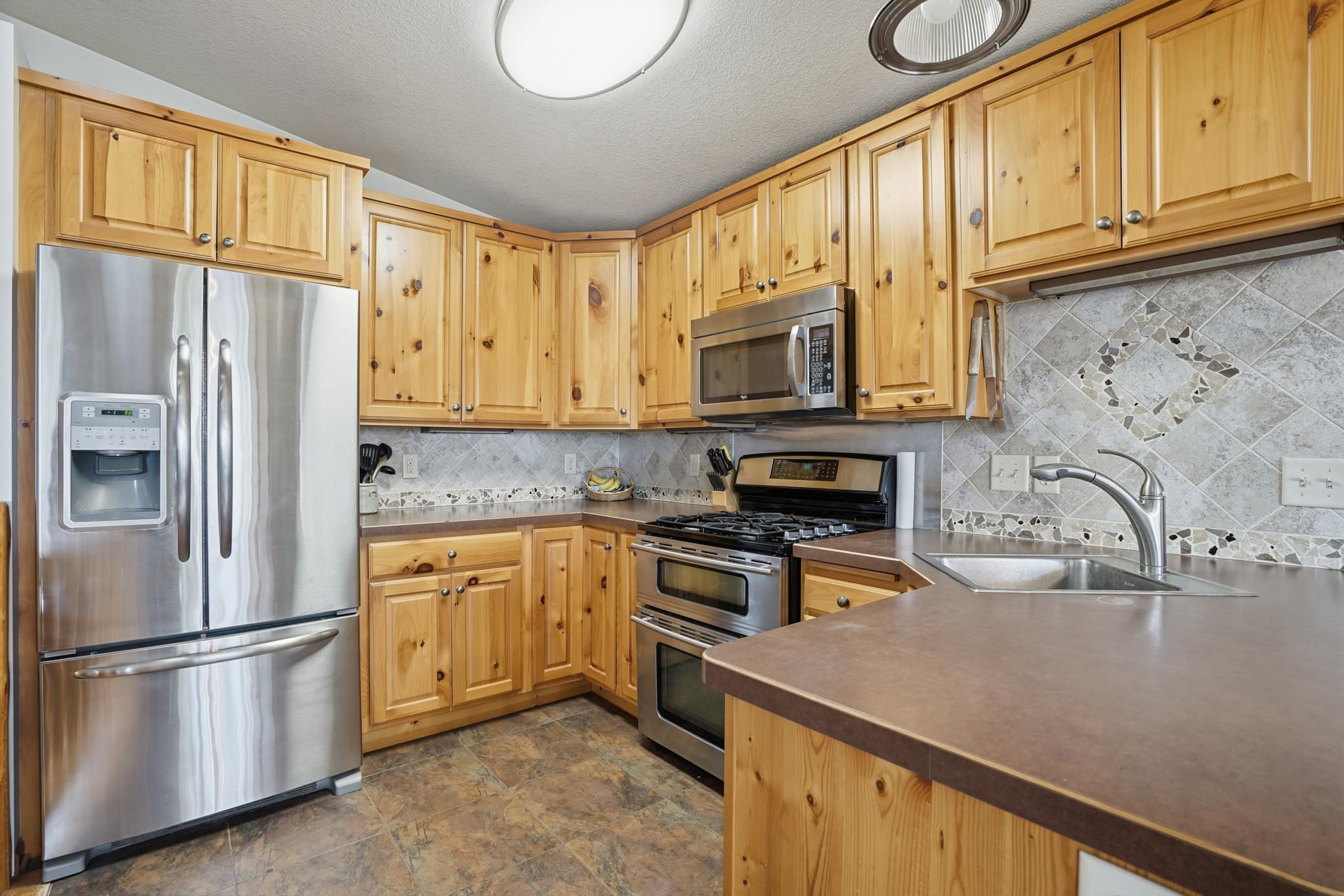 4617 Forest Hills Circle