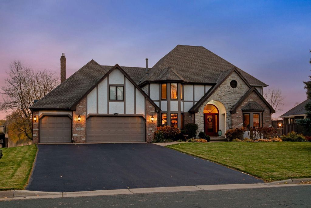 Photo of 1801 Keller Lake Drive, Burnsville, MN 55306 (MLS # 6793317)