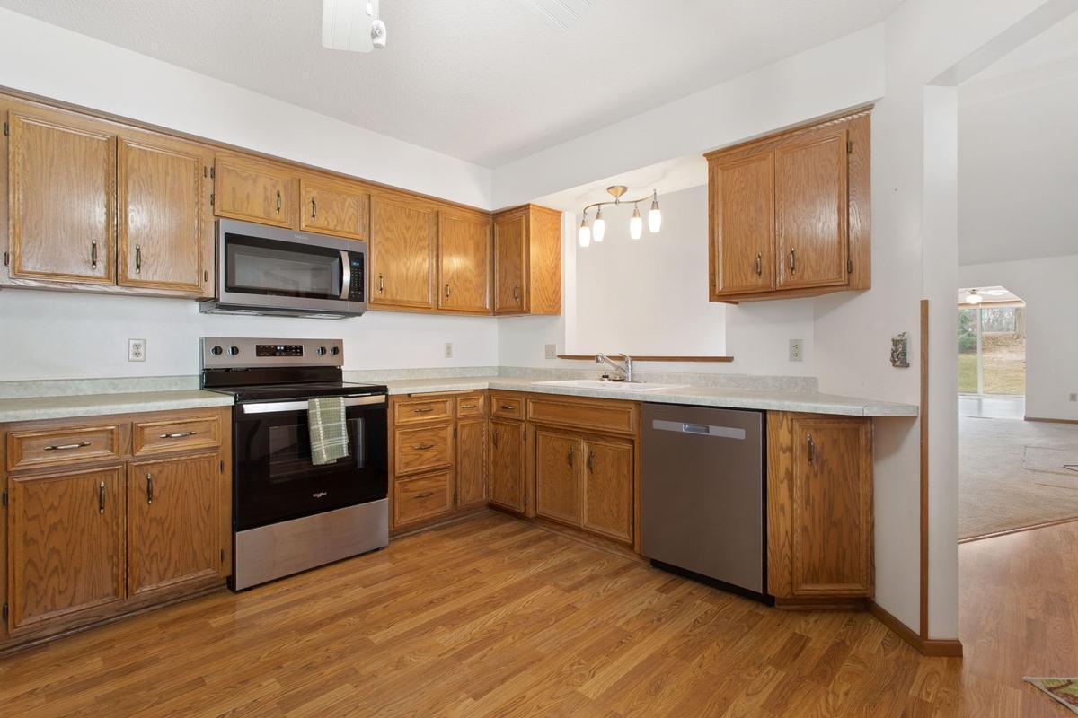 2720 Lake Court Drive 103