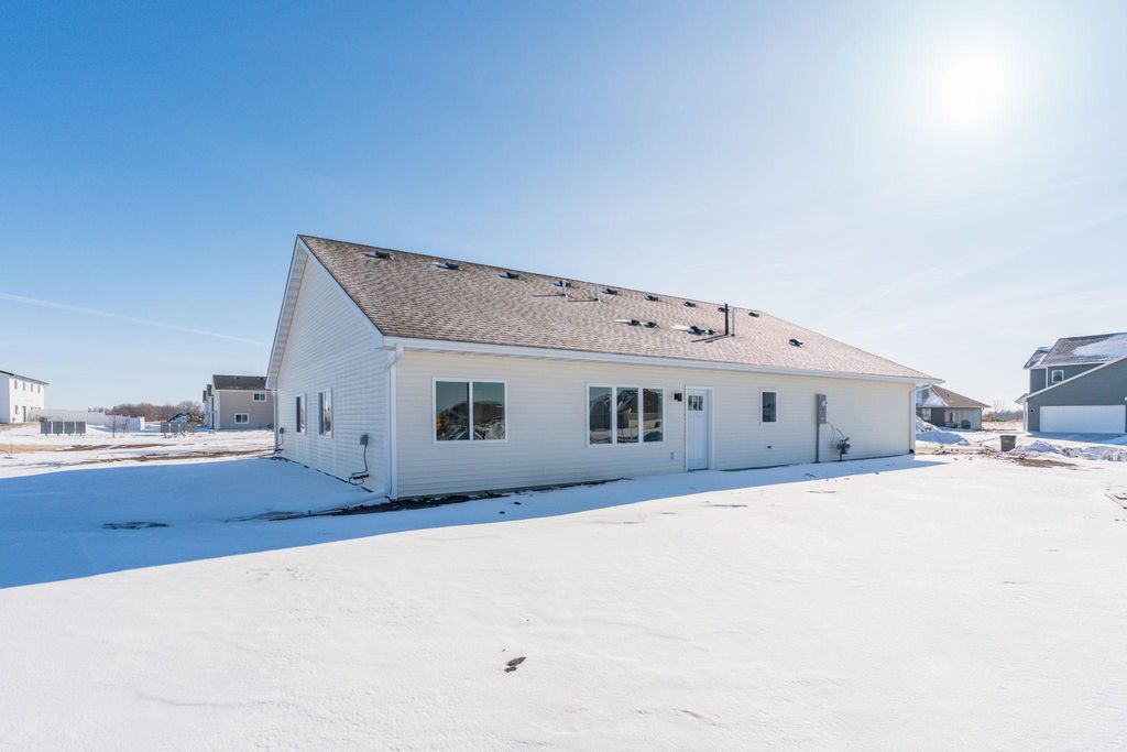 Photo of 3120 &amp; 3122 Noble Drive, Mankato, MN 56001 (MLS # 7018944)