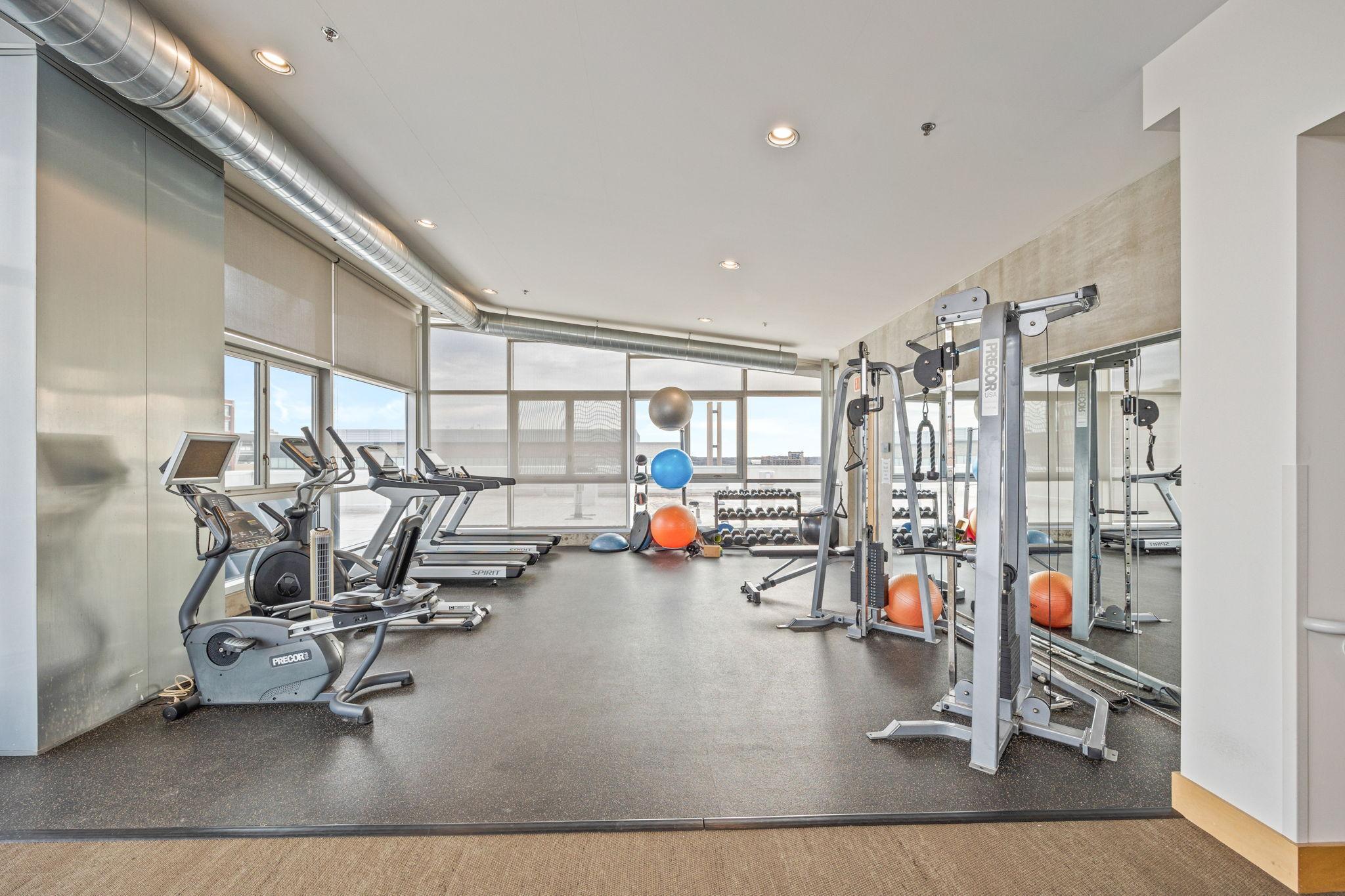 Minneapolis, Minnesota, 55401, United States, 2 Bedrooms Bedrooms, ,3 BathroomsBathrooms,Residential,Active,1756828