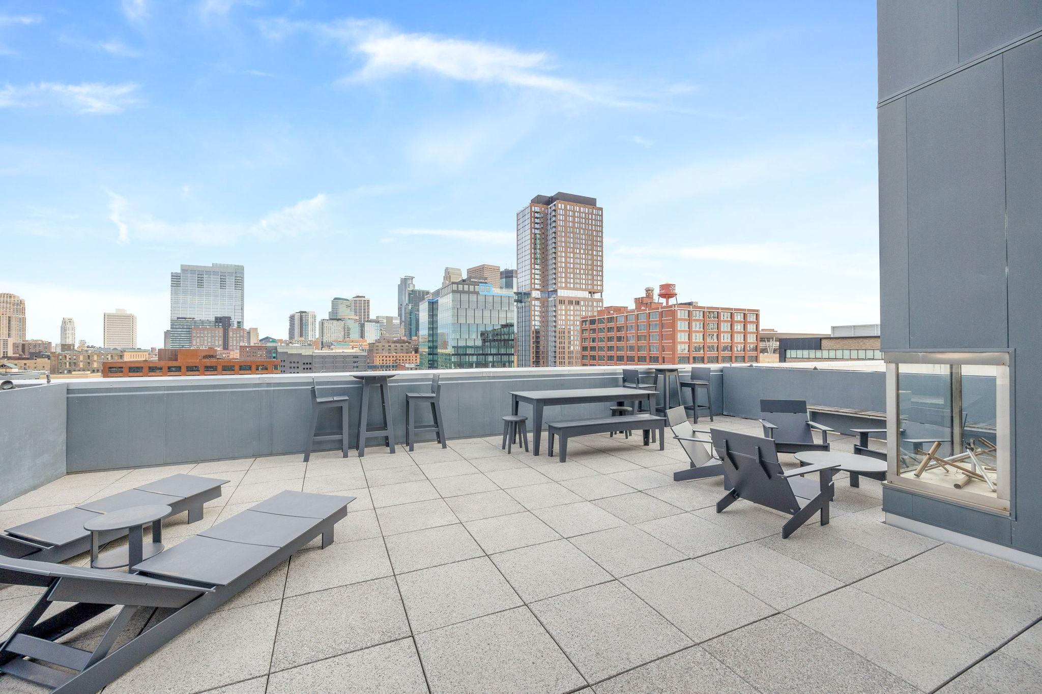 Minneapolis, Minnesota, 55401, United States, 2 Bedrooms Bedrooms, ,3 BathroomsBathrooms,Residential,Active,1756828