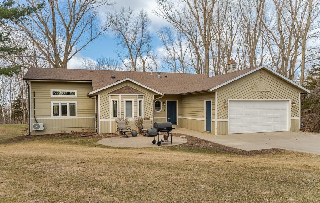 Photo of 110 6th Lane NE, Oronoco, MN 55960 (MLS # 7045069)