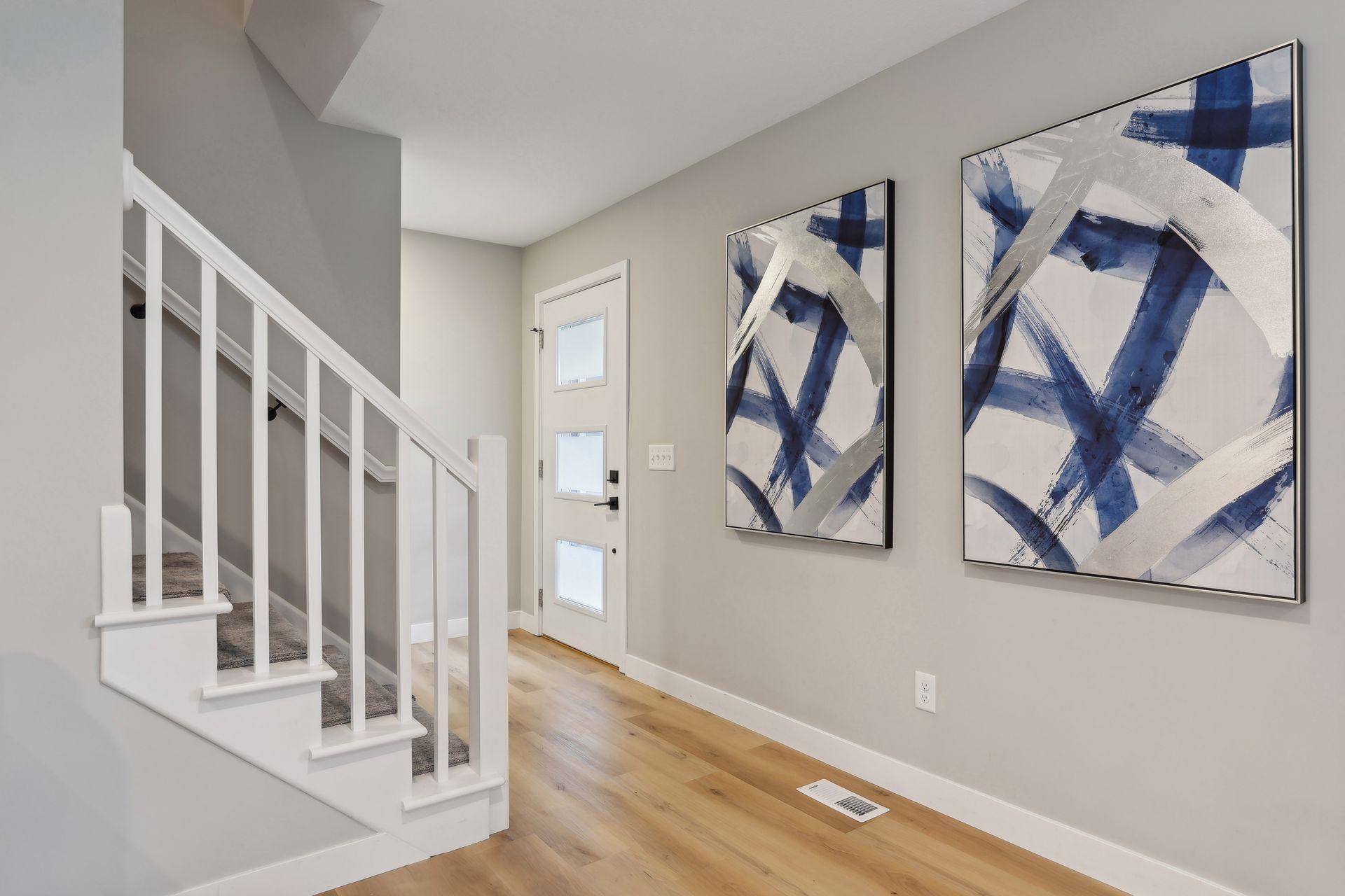 3098 Victoria Street N