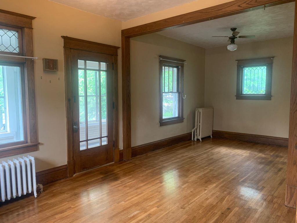 Photo of 1685 Selby Avenue, Saint Paul, MN 55104 (MLS # 7066770)