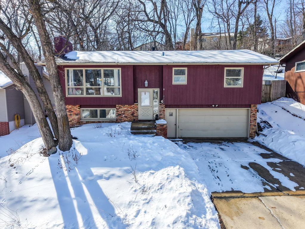 Photo of 4024 3rd Street NW, Rochester, MN 55901 (MLS # 7011410)