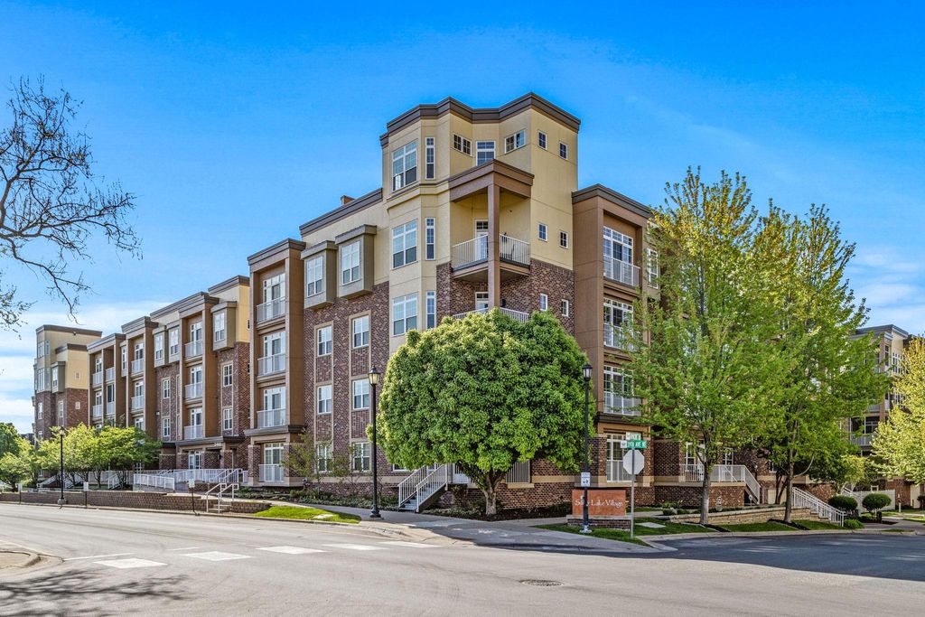 Photo of 2405 39th Avenue NE #205, Saint Anthony, MN 55421 (MLS # 7063465)