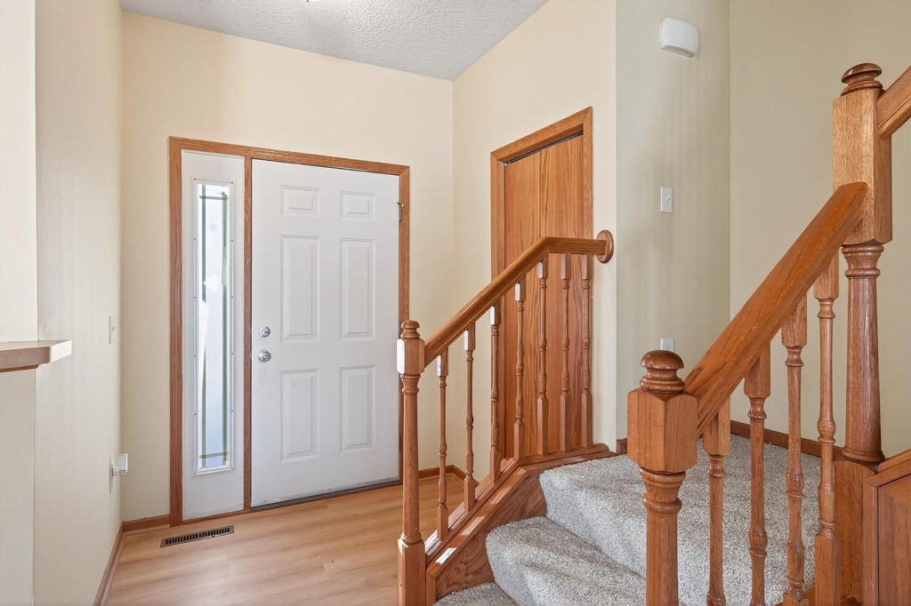 Photo of 1351 Magnolia Avenue E #1351, Saint Paul, MN 55106 (MLS # 7041525)