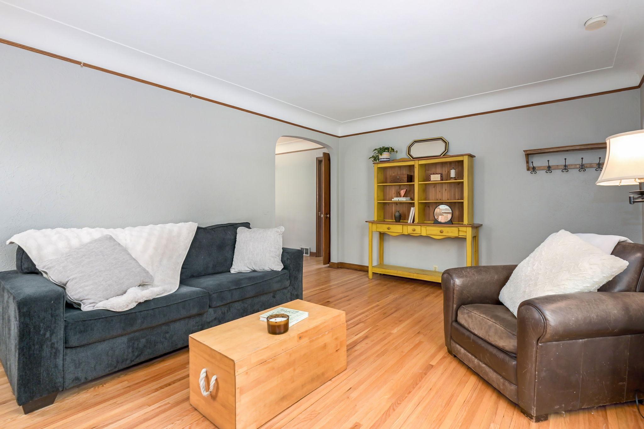 2330 Roosevelt Street NE