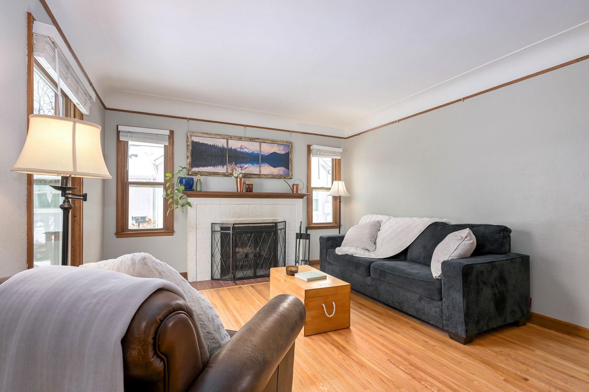 2330 Roosevelt Street NE