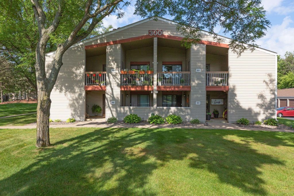 Photo of 350 Shelard Parkway #111, Saint Louis Park, MN 55426 (MLS # 6826475)