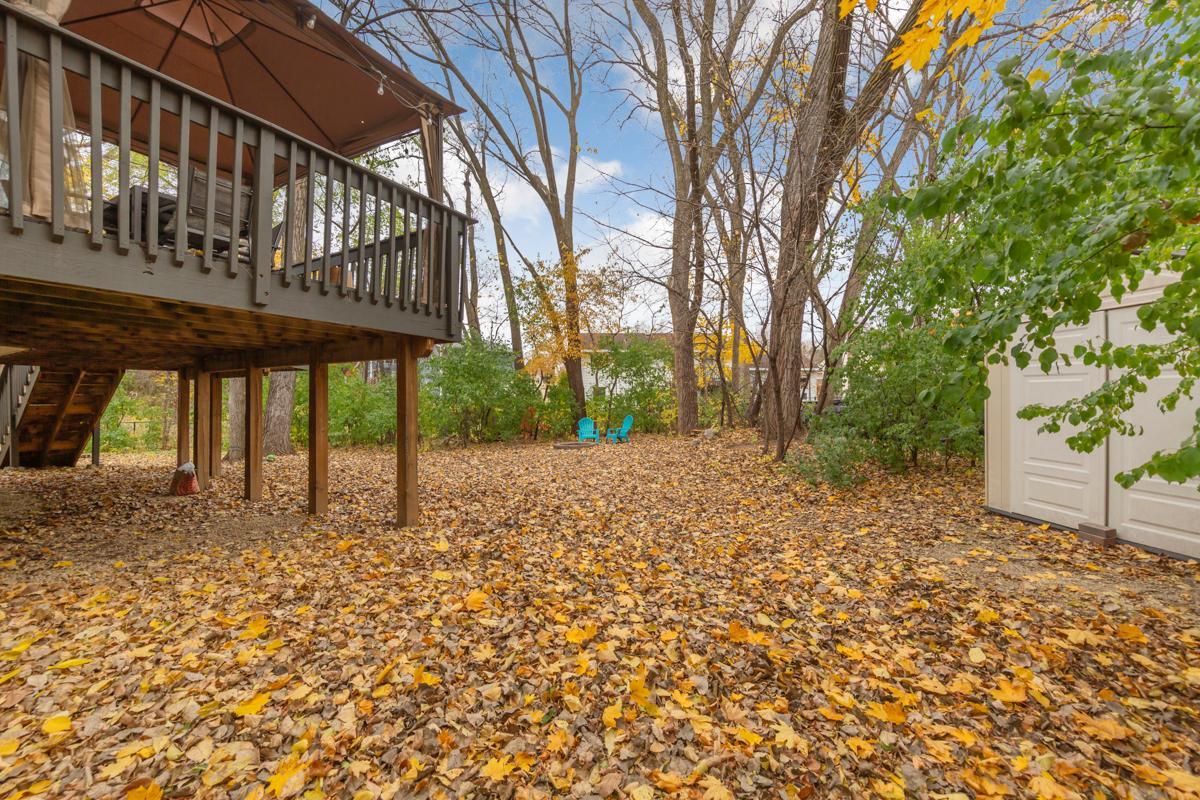 1055 W County Road D