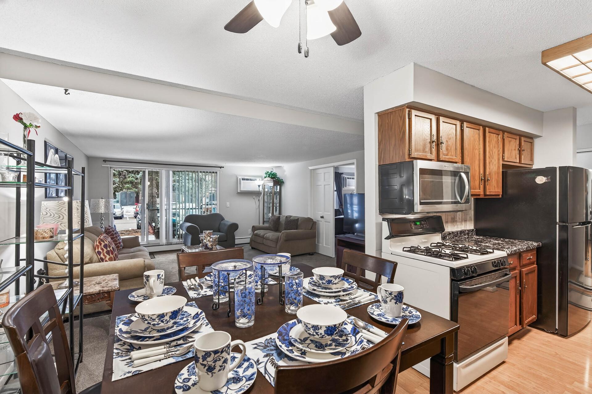 4207 Lakeside Avenue N 137