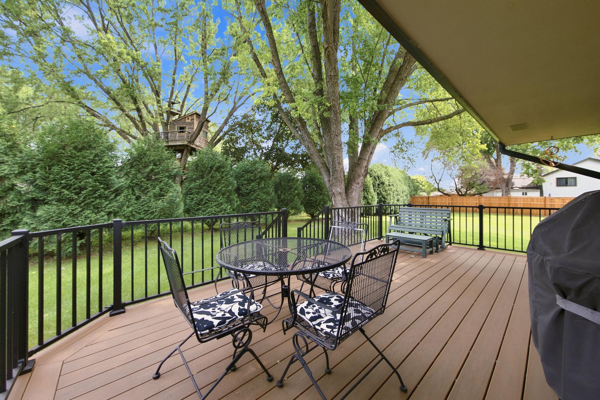 8033 Dakota Lane