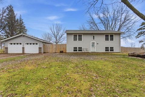 Photo of 11 N Renstrom Street, Blomkest, MN 56216 (MLS # 7012381)