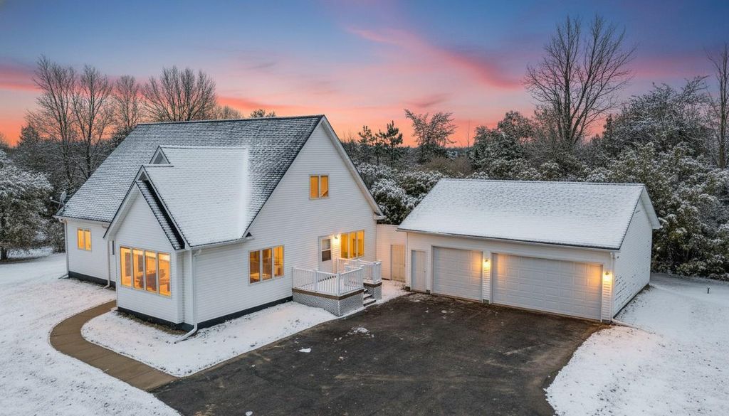 Photo of 23865 County Road 10, Loretto, MN 55357 (MLS # 7001670)