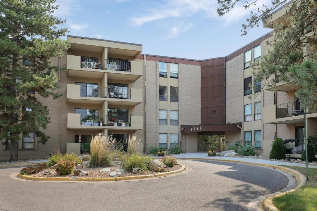 Photo of 6650 Vernon Avenue S #407, Edina, MN 55436 (MLS # 7061205)