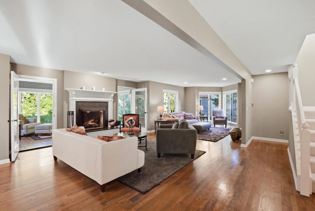 Photo of 142 Wildwood Bay Drive, Mahtomedi, MN 55115 (MLS # 7132661)