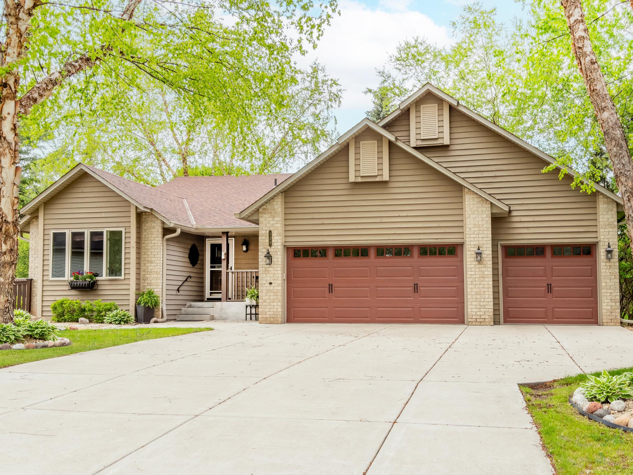 129 Hemlock Place