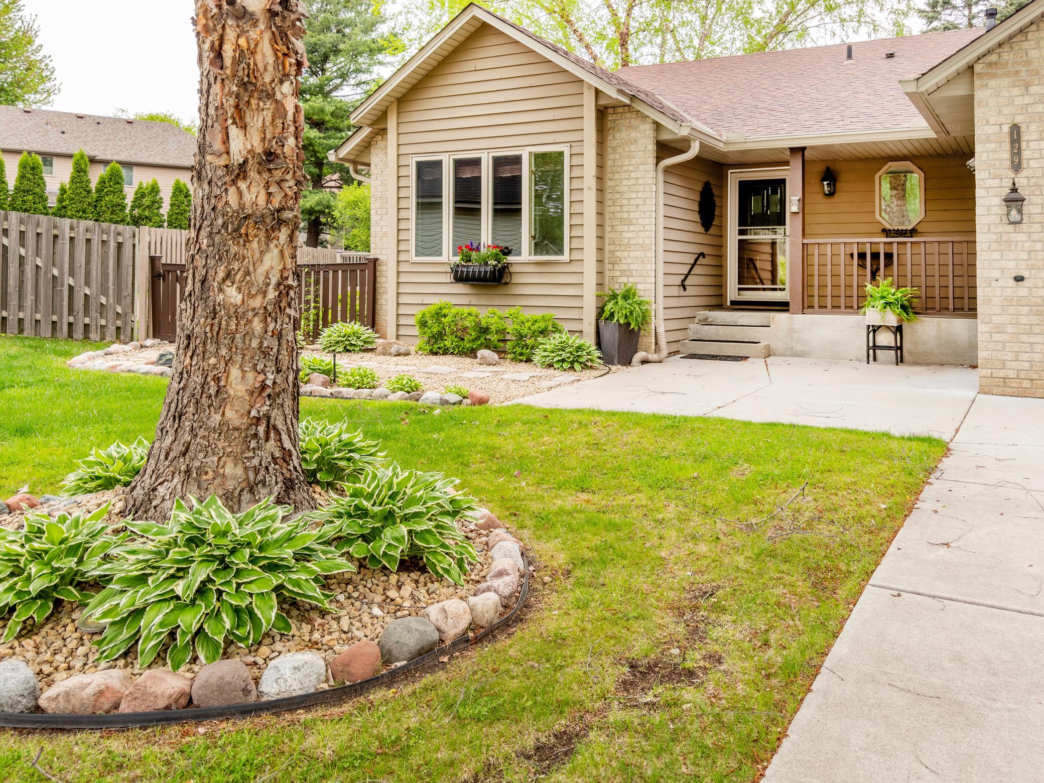 129 Hemlock Place