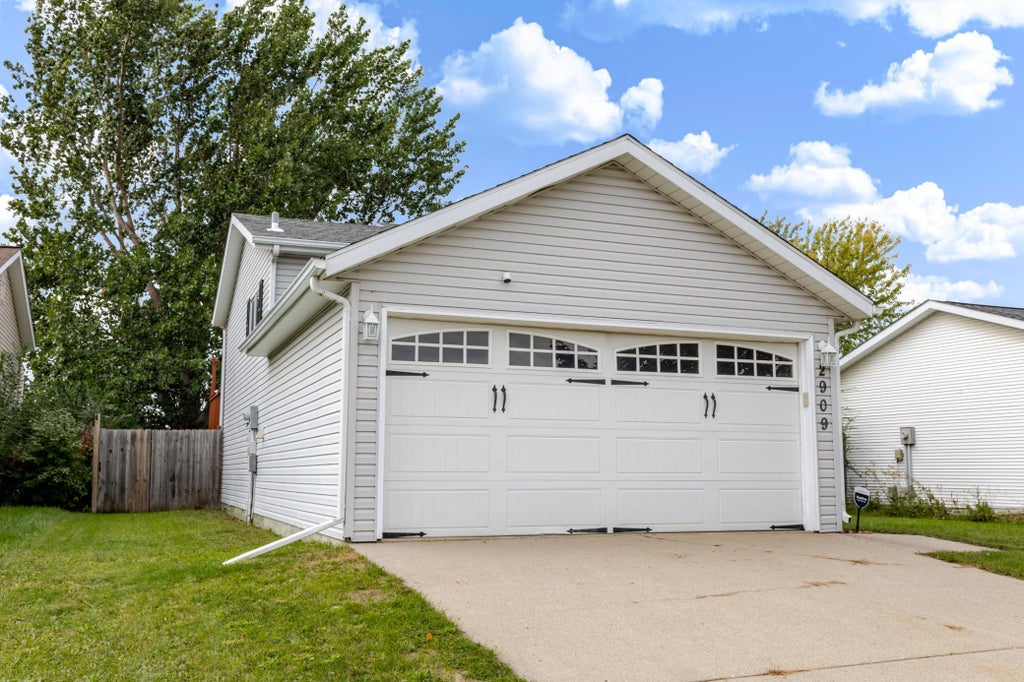 Photo of 2909 29th Avenue Circle S, Moorhead, MN 56560 (MLS # 7149015)