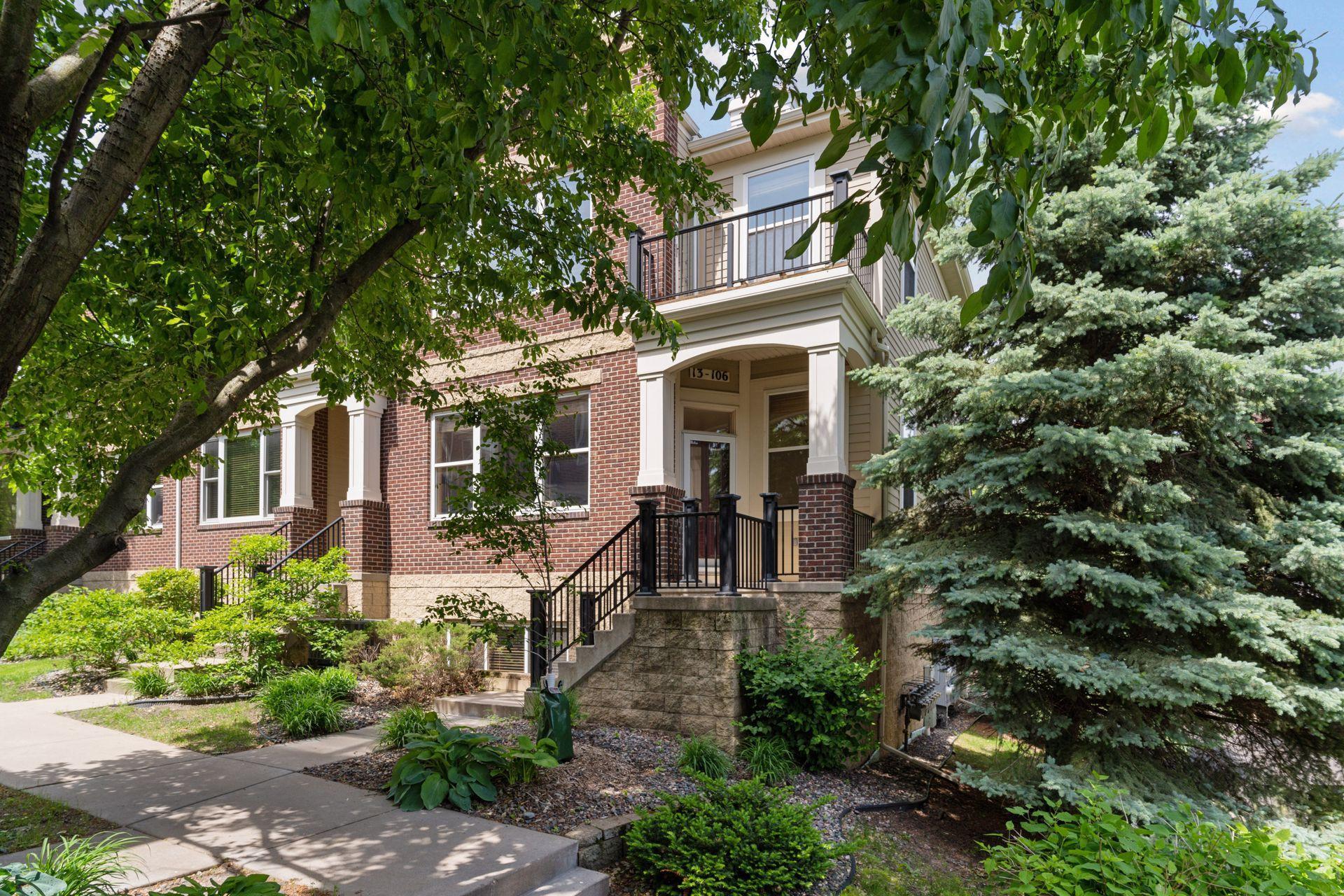 13 4th Avenue N 106