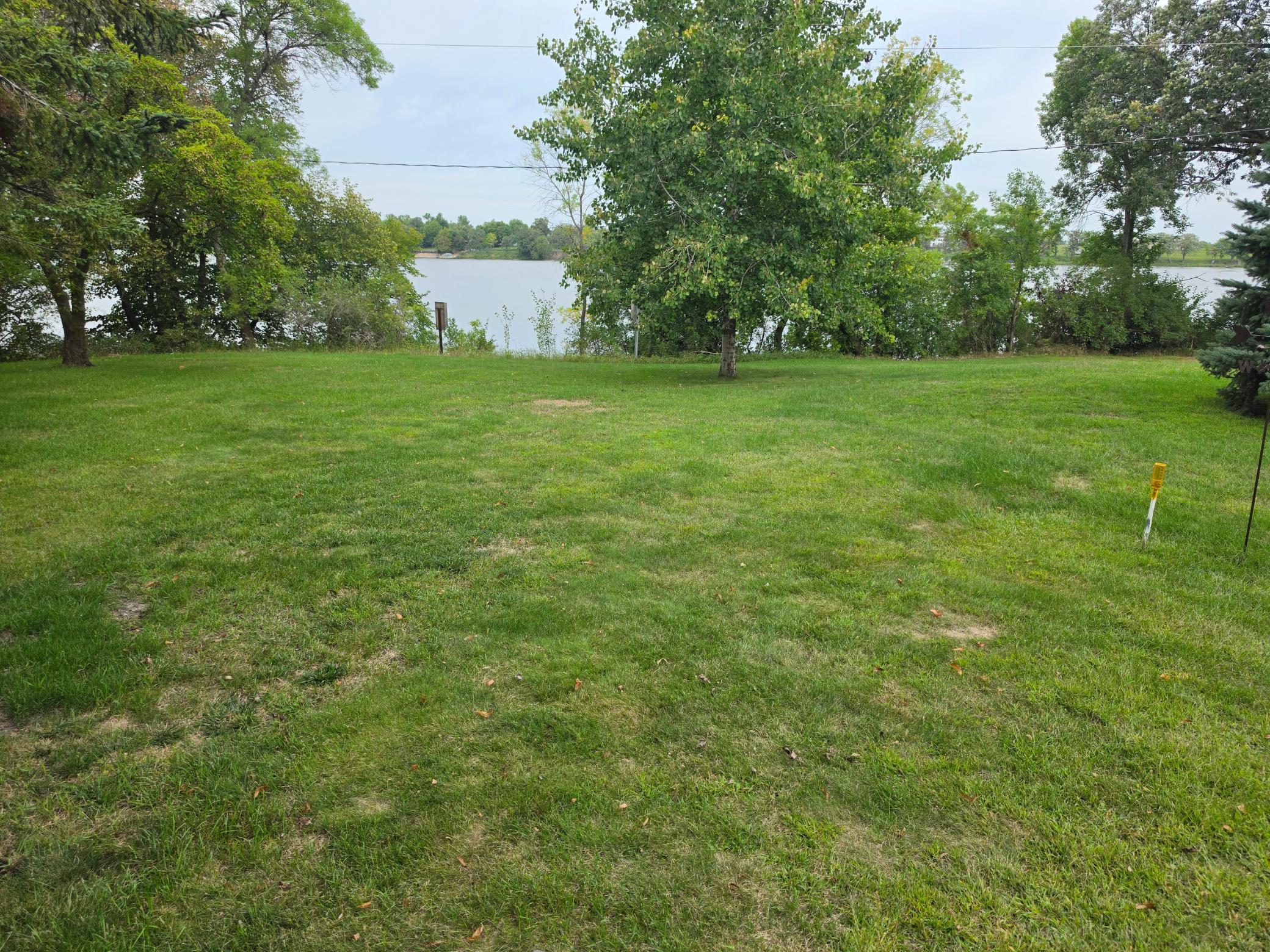 204 Woodland Avenue W