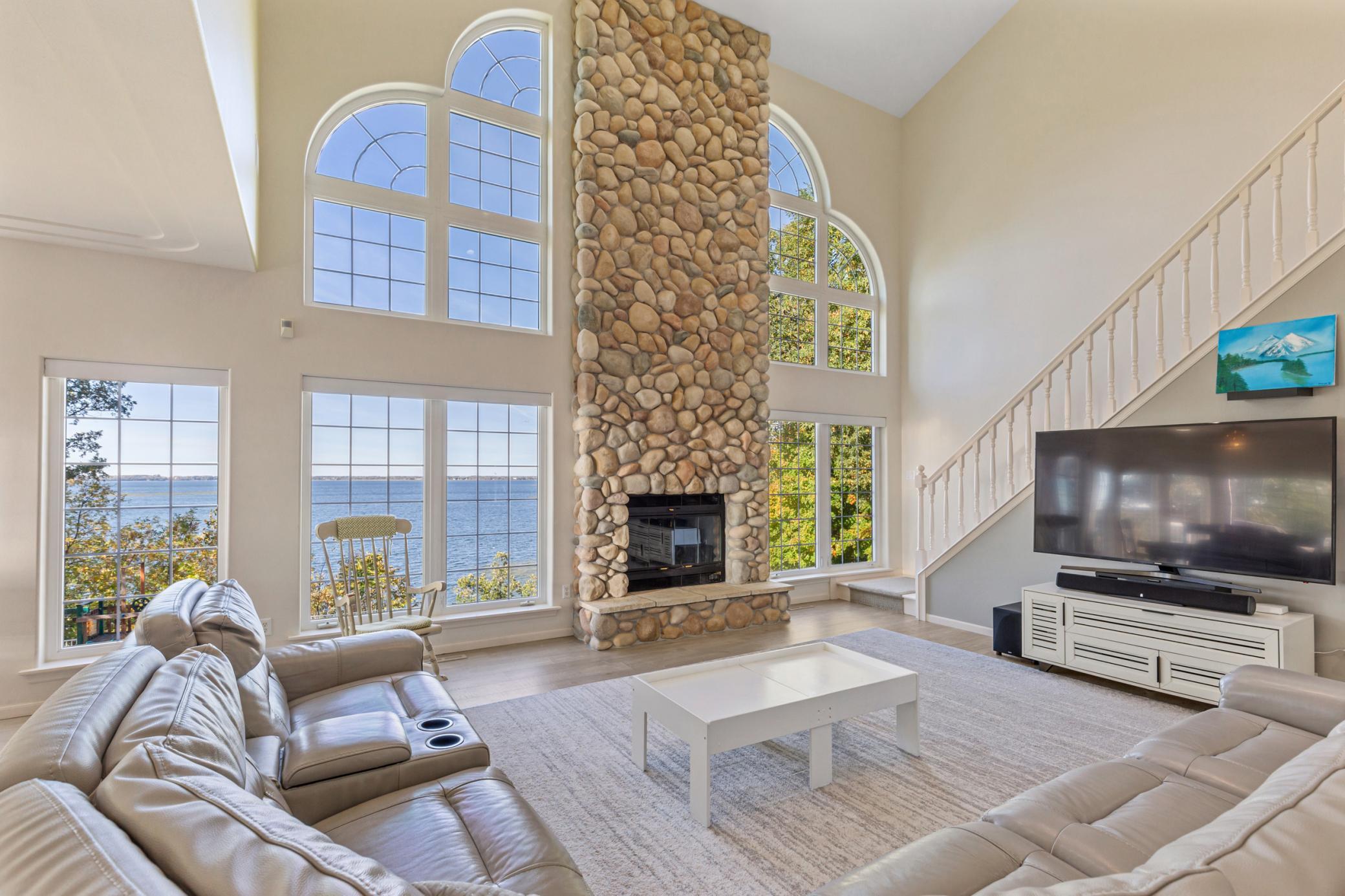 42939 Lida View Lane