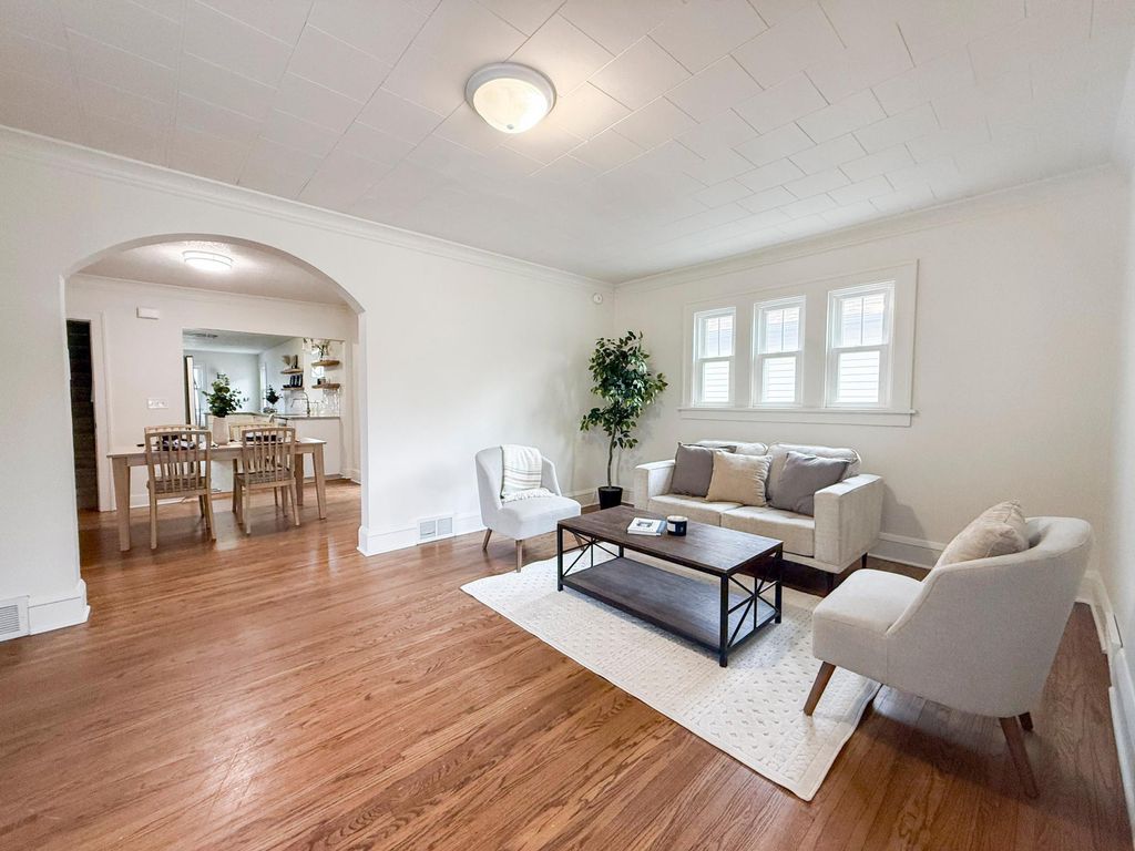 Photo of 913 1st Street NW, Rochester, MN 55901 (MLS # 7052074)