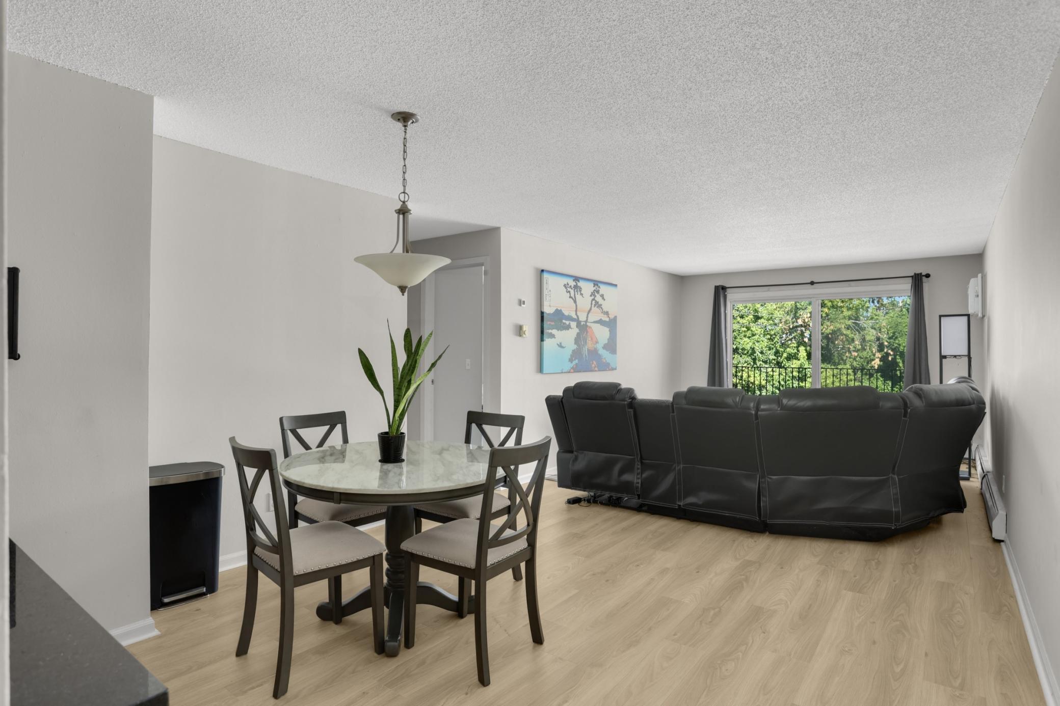 520 Ridgewood Avenue 102