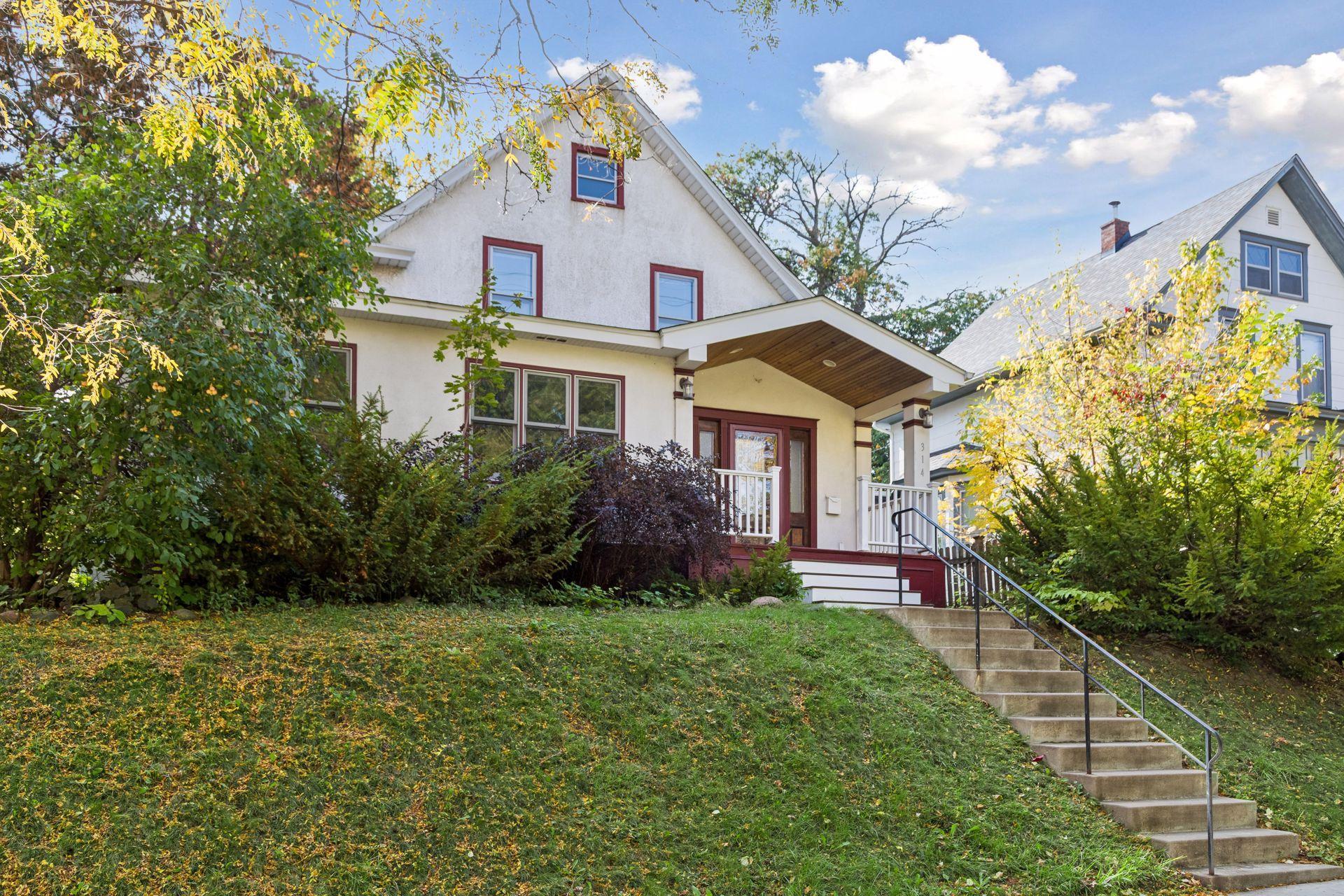 314 Baker Street W