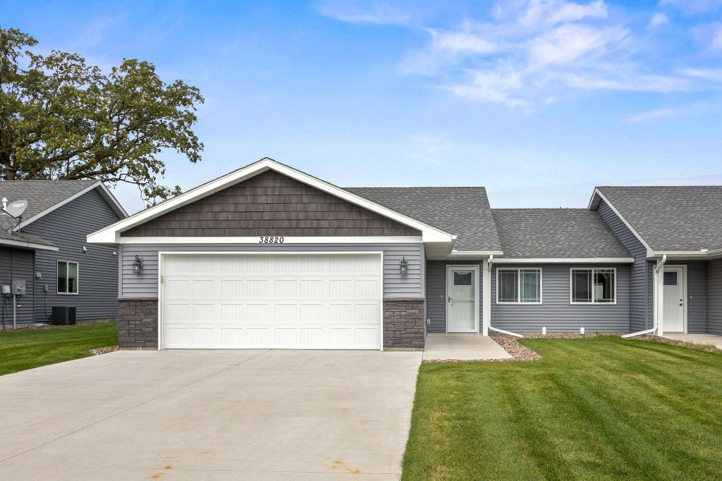 Photo of 38820 Maple Court, North Branch, MN 55056 (MLS # 7152863)