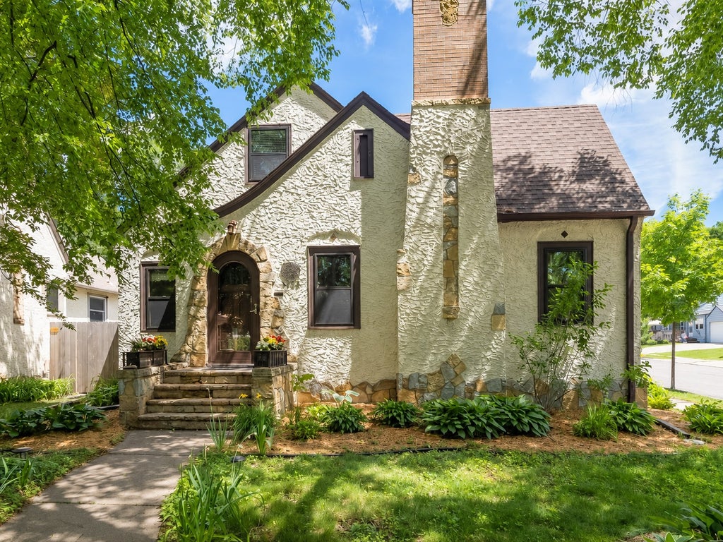 Photo of 4853 Park Avenue, Minneapolis, MN 55417 (MLS # 7076774)