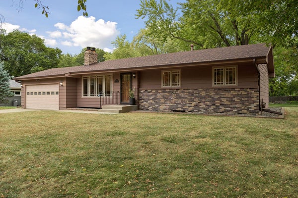 18910 HARROGATE DR, EDEN PRAIRIE, MN 55346 - Image 4d67d9cf68eb0dfd6f78d8e0edb58210/2161198919