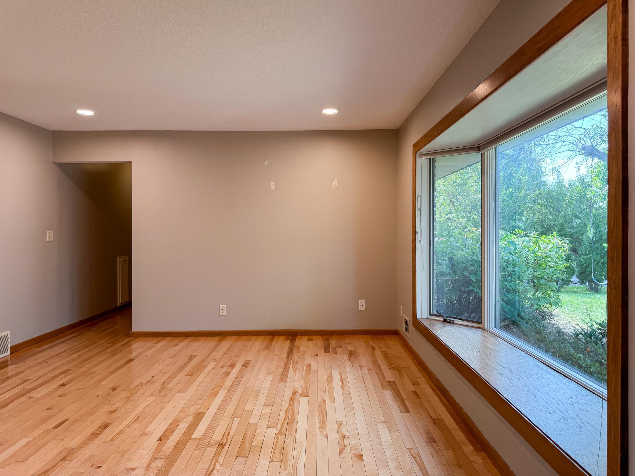 1409 W 102nd Street