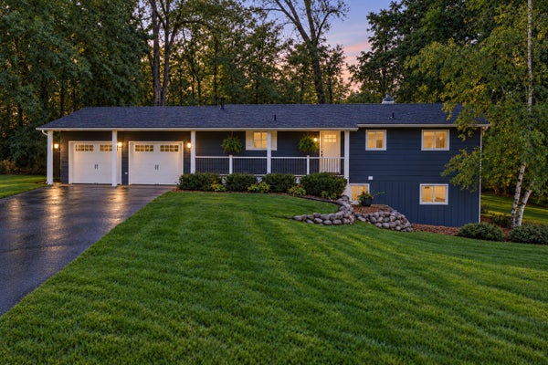 19151 HANUS RD, MINNETONKA, MN 55345 - Image 4d7c4e6ec5eac48cdada72f09f615aa9/2304518370